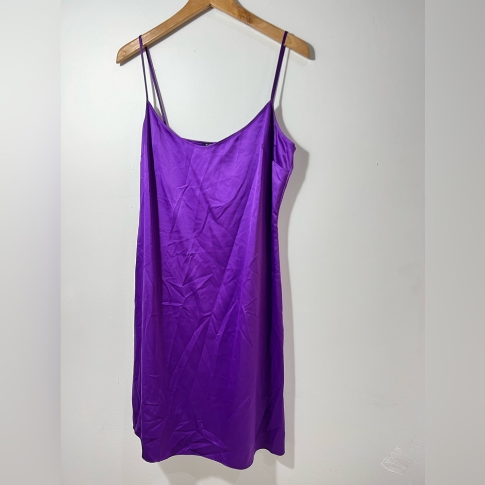Elie Tahari Satin Dress Size M